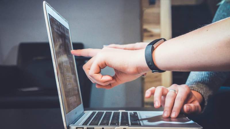 Positive Aspects Of A Custom Internet Site Versus Using A Site Builder Tool