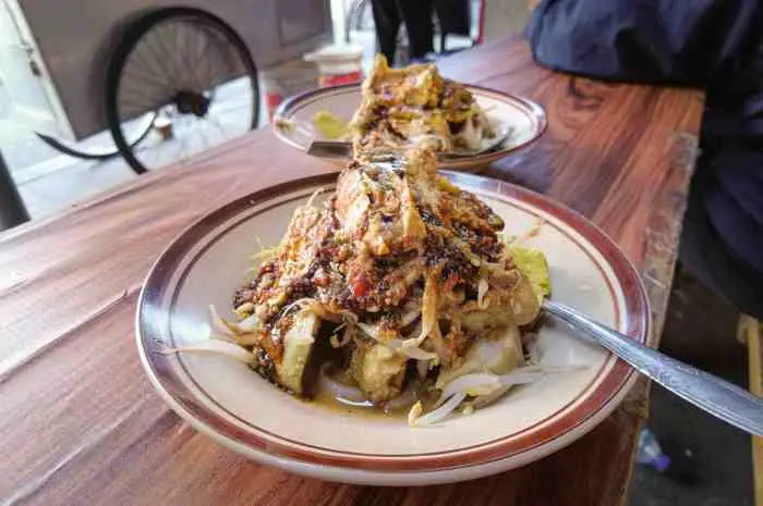 Typical Contemporary Bandung Food That is Famous for Being Delicious