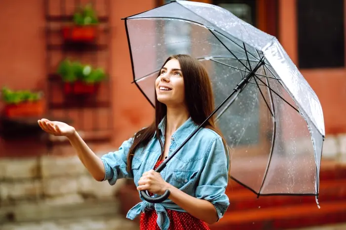 Tips Liburan Menarik Selama Musim Hujan