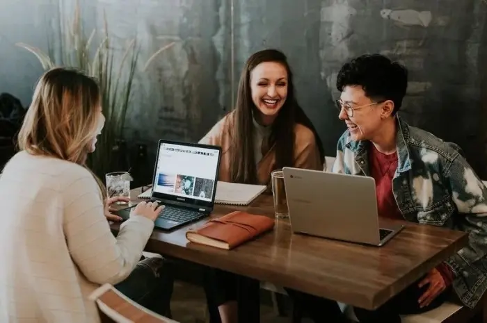 Strategies for Crafting a Thriving Career in the Creative Industries
