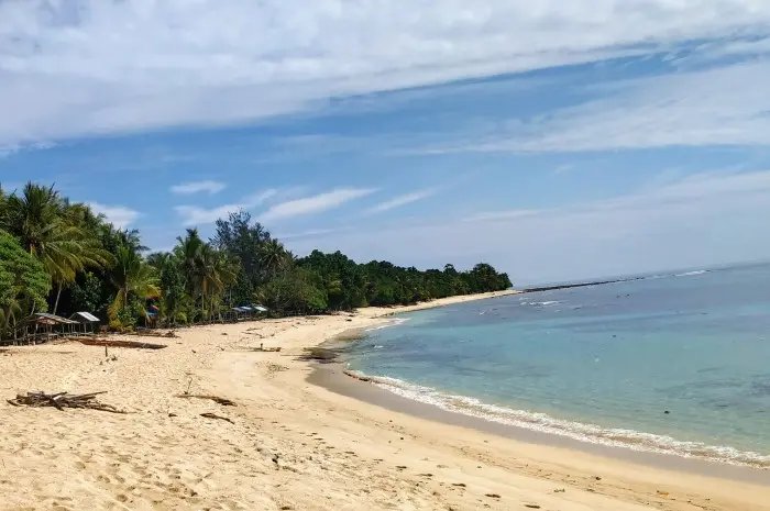 Location and Route to Base G Beach